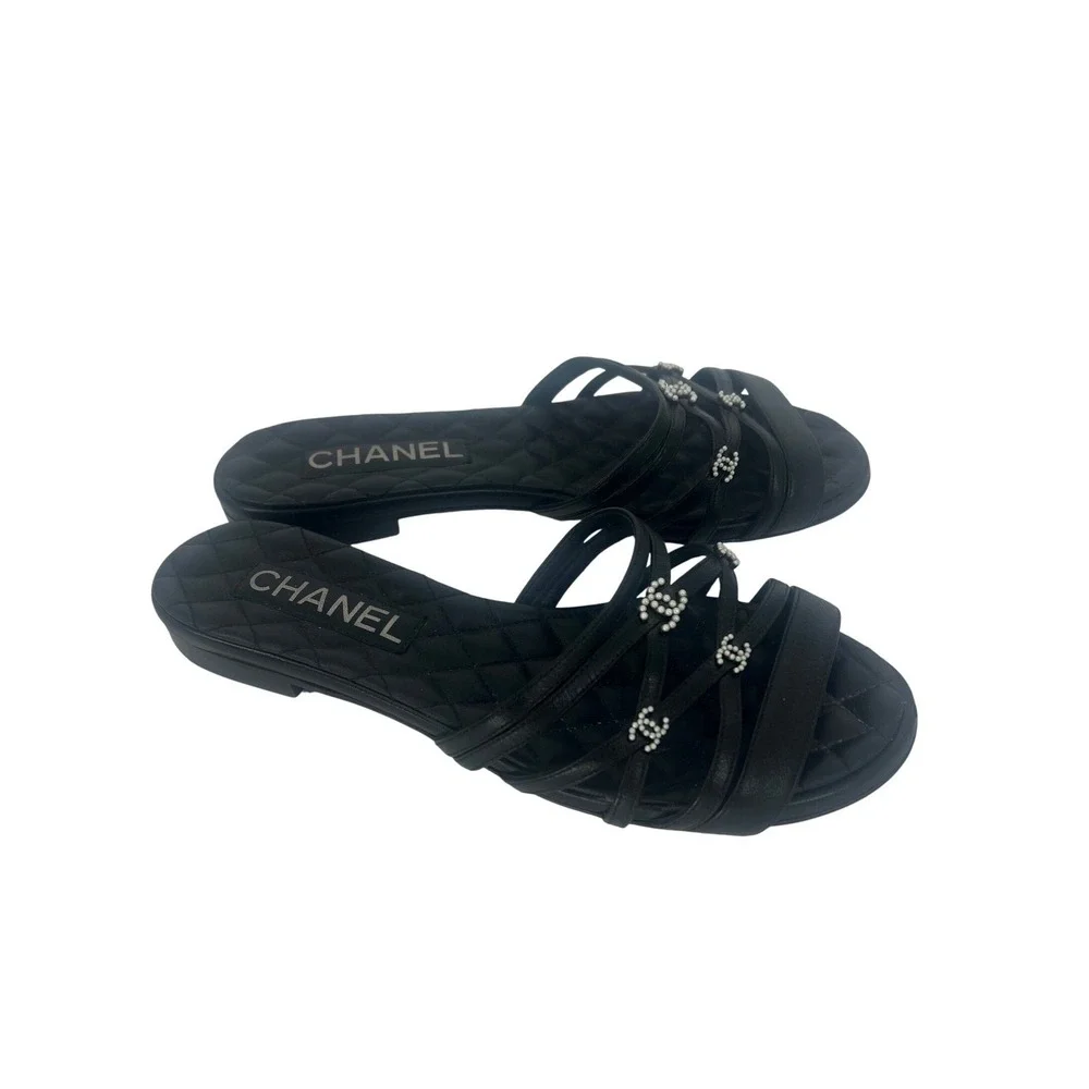 Chanel 2019 Quilted CC Pearl Leather Slide Sandals Black 36.5
